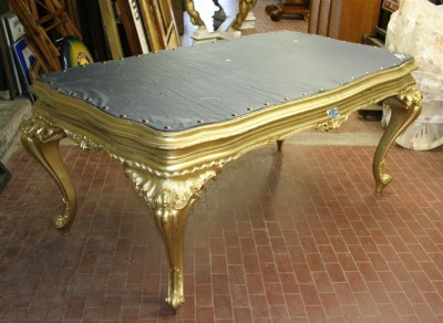 tavolo chippendal oro